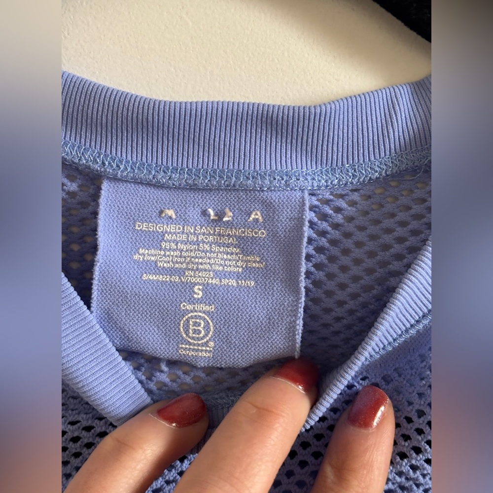 Athleta Oxygen Tank - Picture 6 of 6